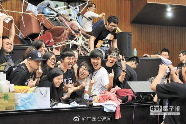 國(guó)網(wǎng)河南電力:500千伏金牛變電站投運(yùn)